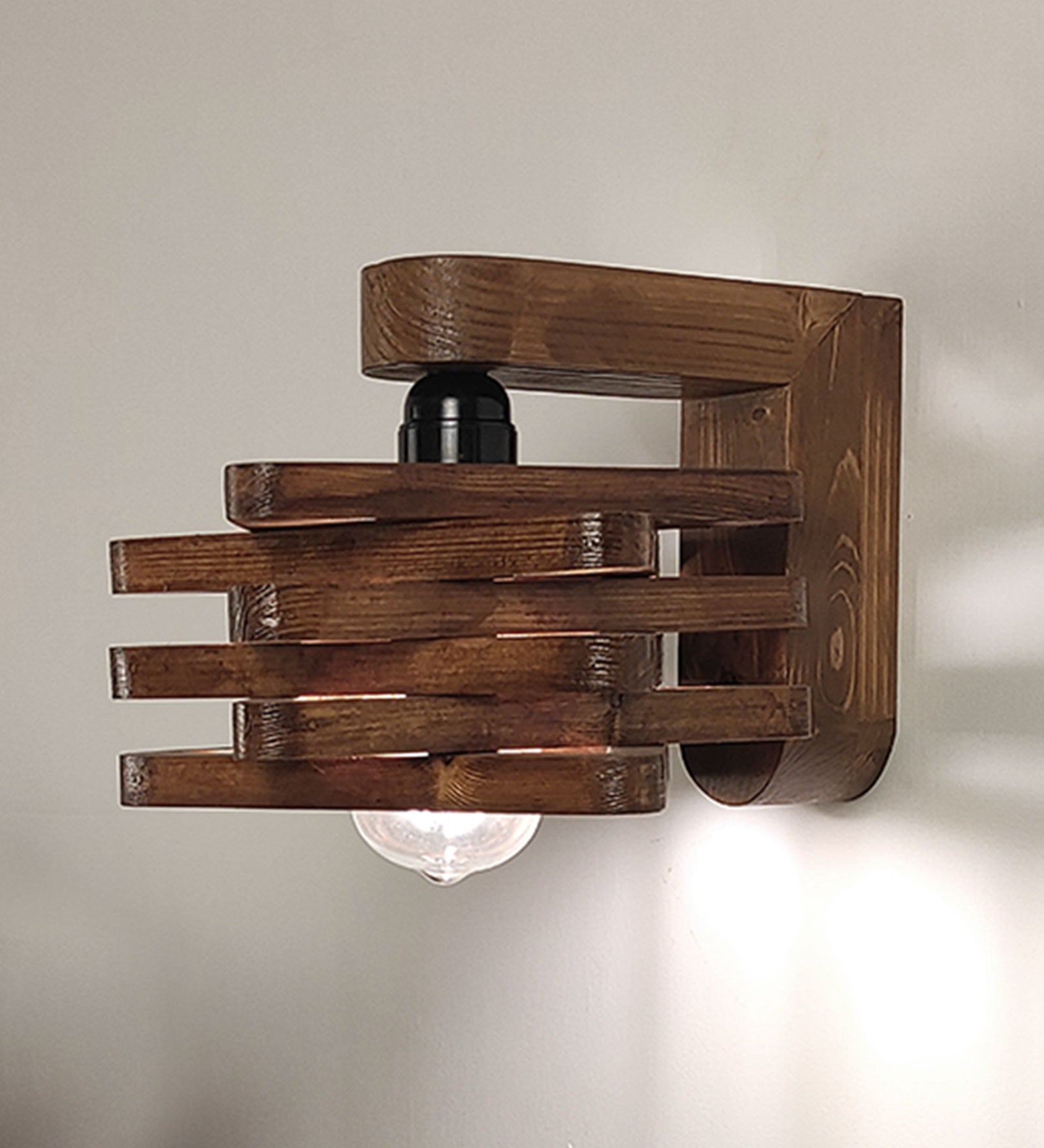 Star Brown Wooden Wall Light (BULB NOT INCLUDED)