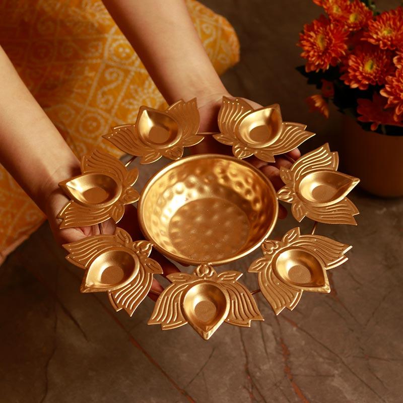 Lotus Inspired Centerpiece Urli Diya - Ouch Cart 