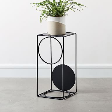 CIRCCLE TABLE