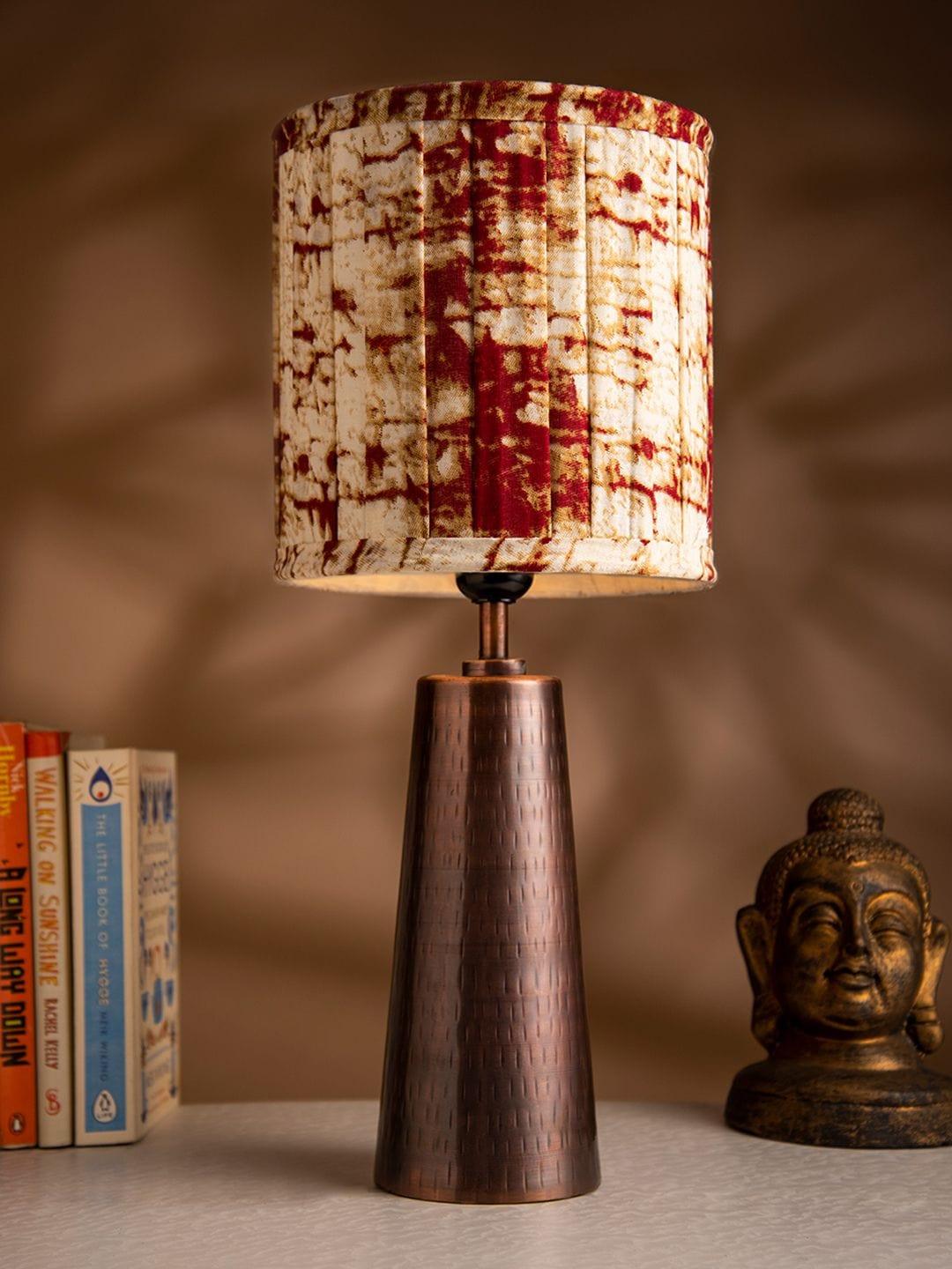 Copper Etched V-Shaped Lamp with Pleeted Muticolor Maroon Shade