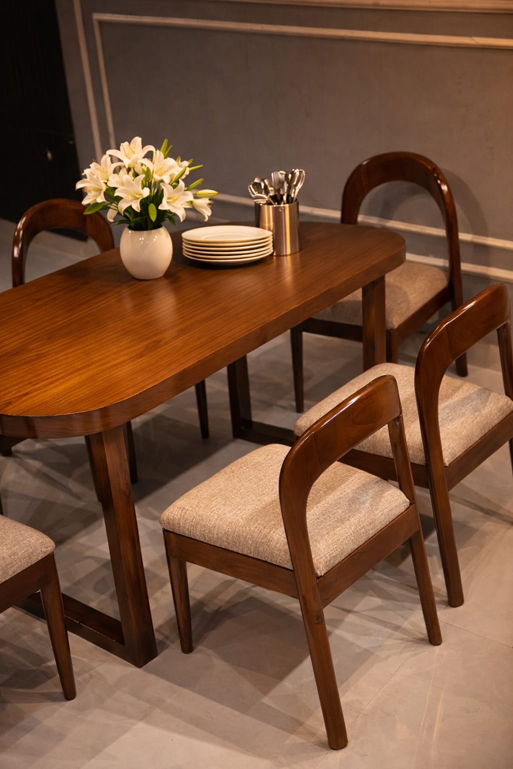 Modern Wooden 4-Seater Dining Table Set with Cushioned Chairs | Elegant Home Dining Furniture