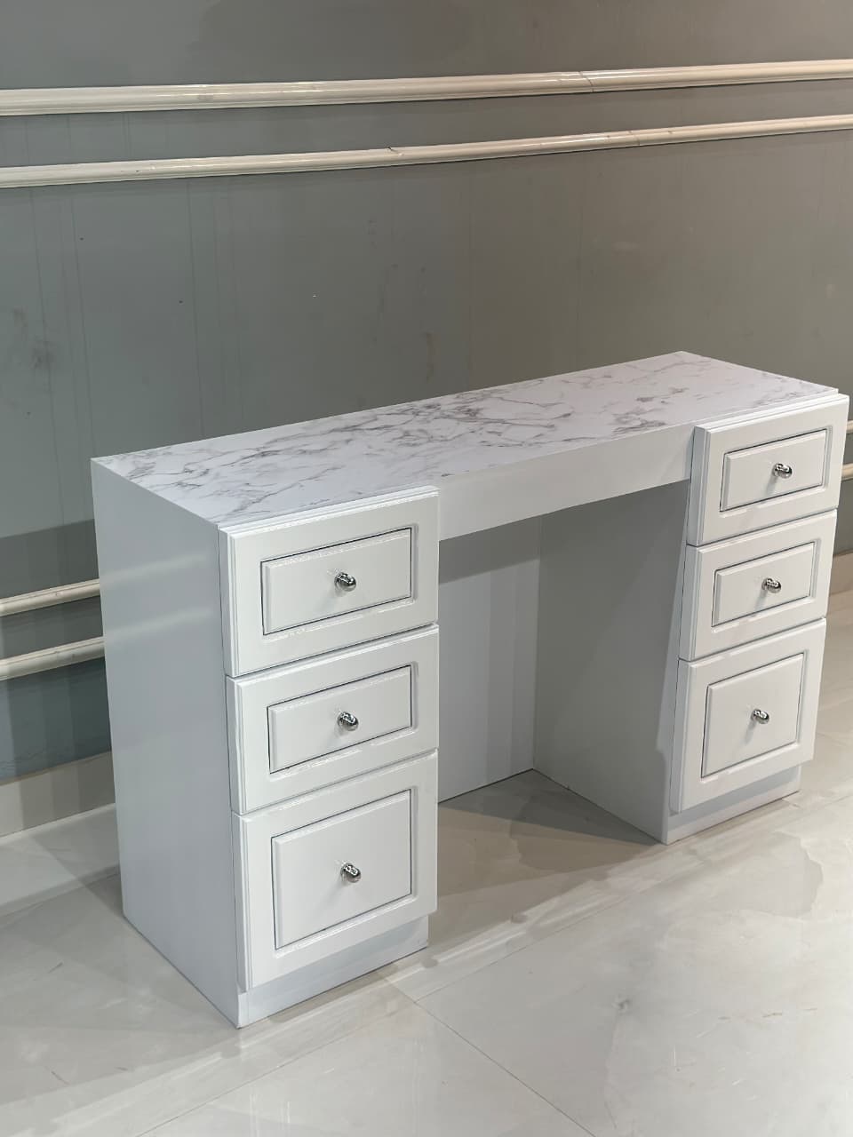 Lucas Assembled Argyle Dressing Table