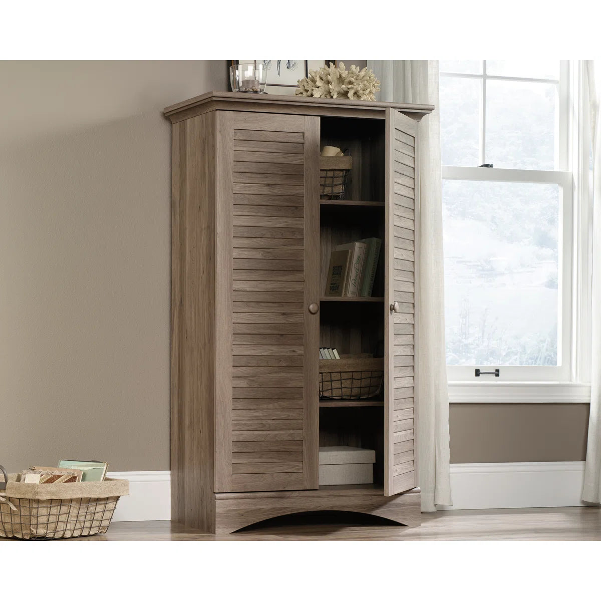 Bredevoort Armoire