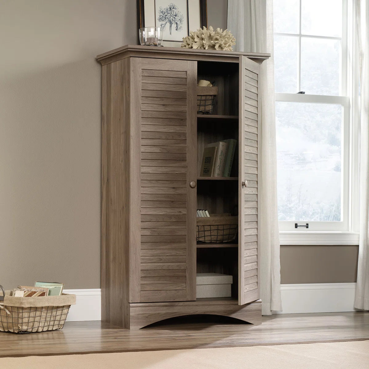 Bredevoort Armoire