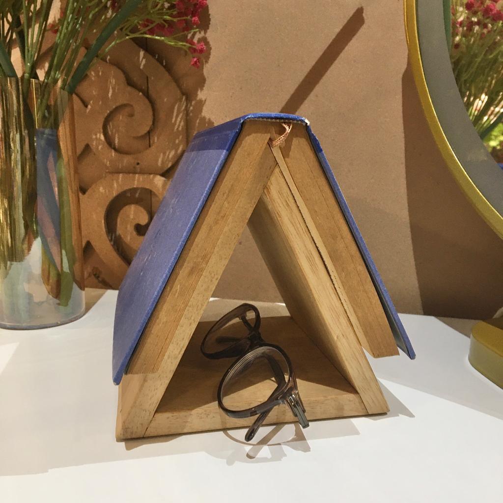 Stylish Triangular Wooden Book Holder For Study Table/Office Table ( With Complementary Coaster ) By Miza - Ouch Cart 