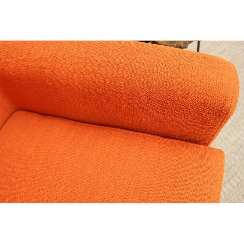 Wide Tufted Arm Chair for living room - Ouch Cart 